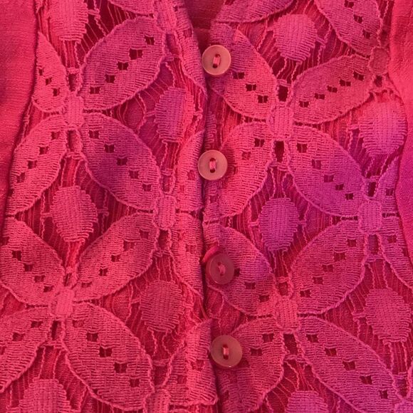 Fundamental Things NWT Oversized Blouse With Lace Inserts & 3/4 Sleeve. Size S. - Picture 3 of 9